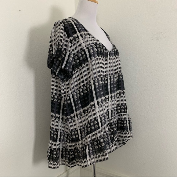 Thakoon Semi Sheer Short Sleeve Geometric Ruffle Hem Top XL Black White Gray - Picture 7 of 13